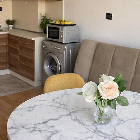 Apartment Garden Of Eden Modern - Apartello,com